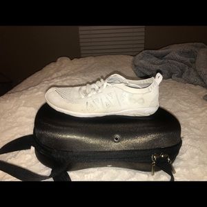 Nfinity Flyte Cheer shoes